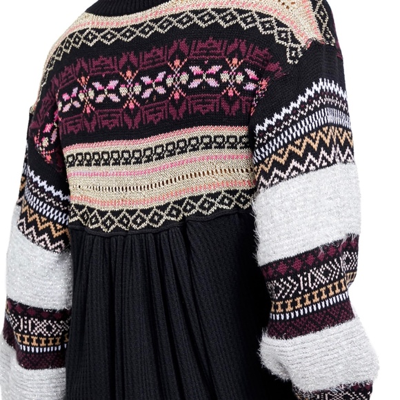 🌟✖️SOLD✖️🌟🖤Free People🖤🌟 Cozy Cottage Sweater - Picture 3 of 14